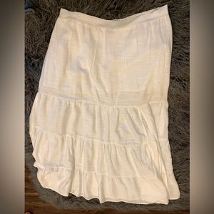 Plus size white skirt 0X
